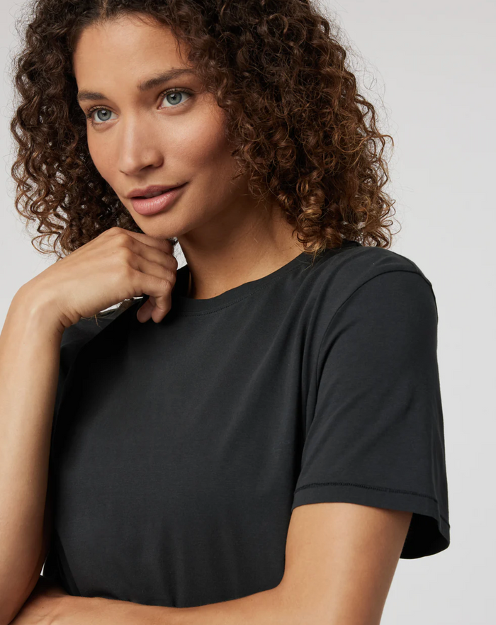 Vuori Feather Tee