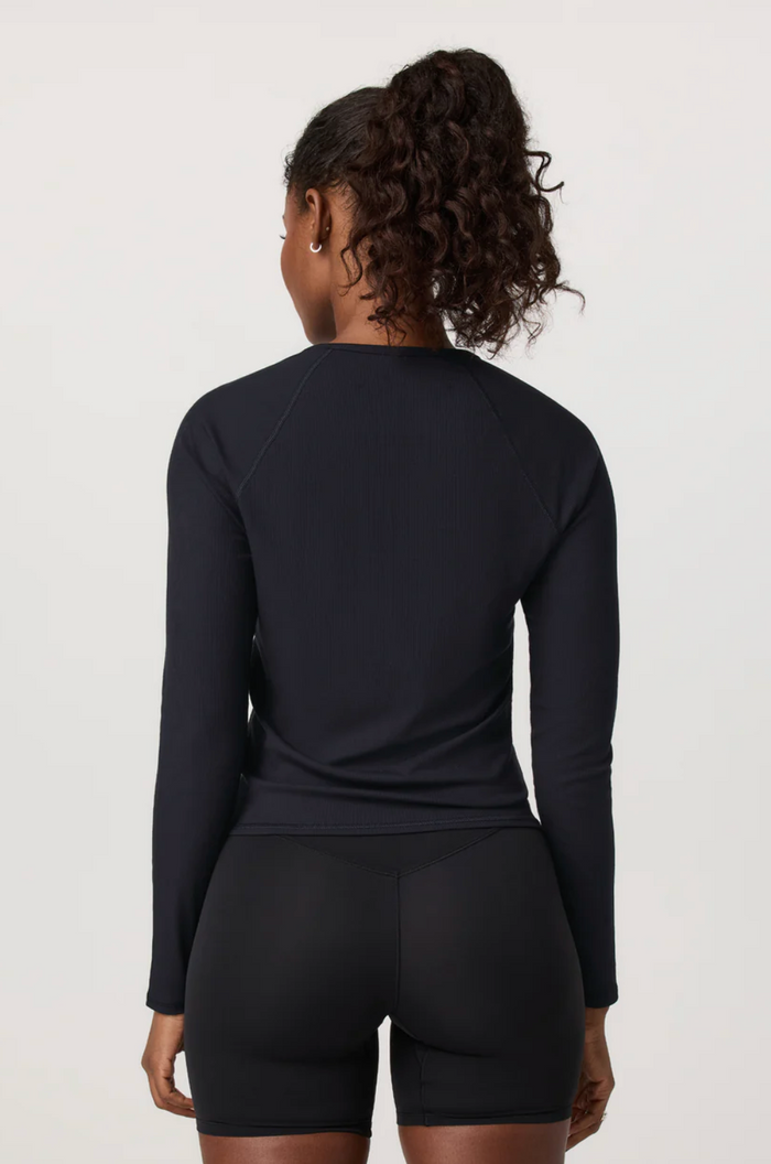 Vuori Long Sleeve Pose Crew