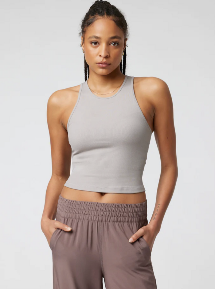 Vuori Pose Plyo Tank