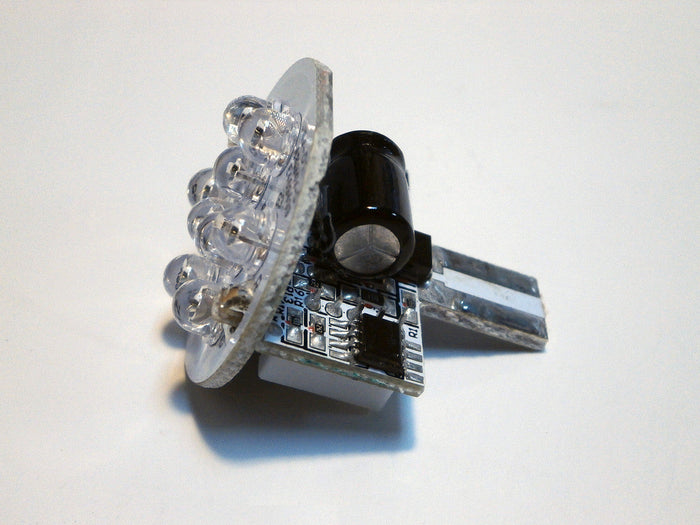 X333129   Side View